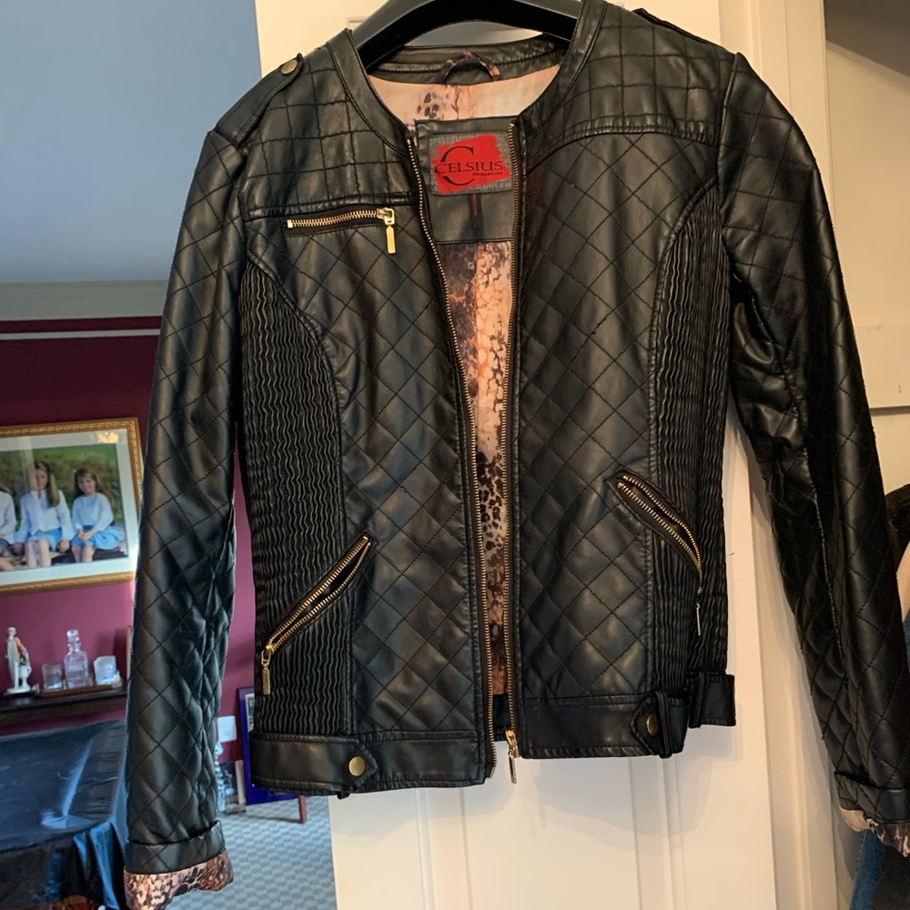 Leather jacket with detail interior